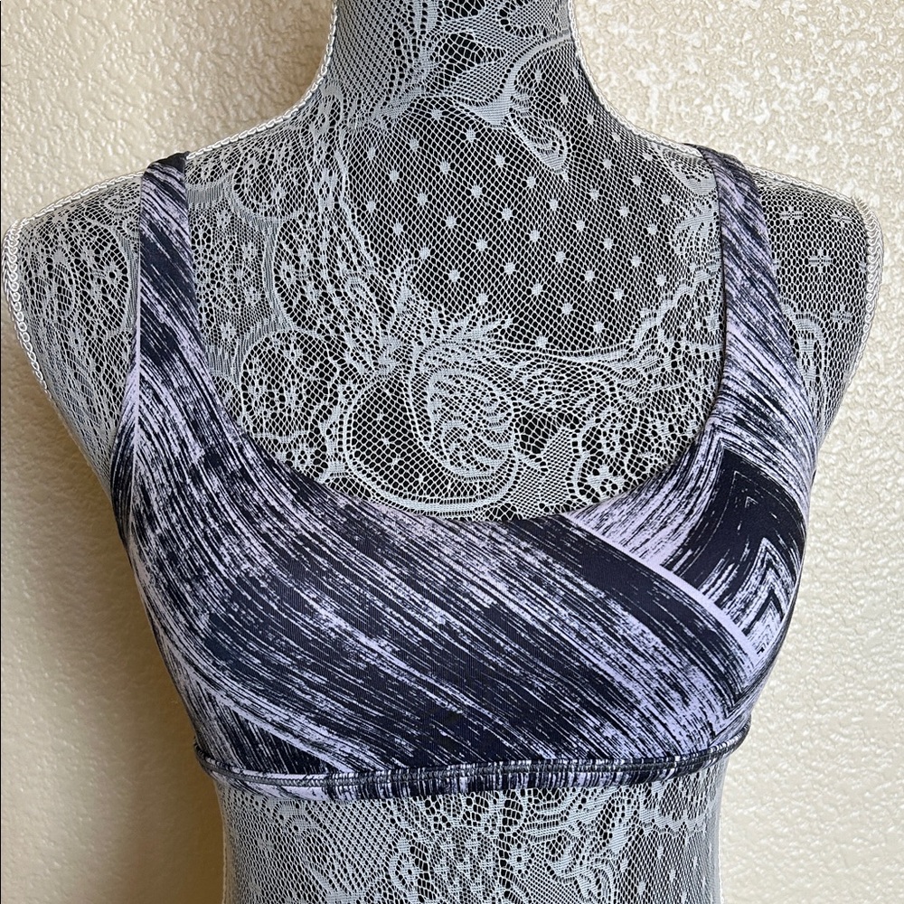 Lululemon Athletica 🍋 Purple and Black Free-to-Be Sports Bra